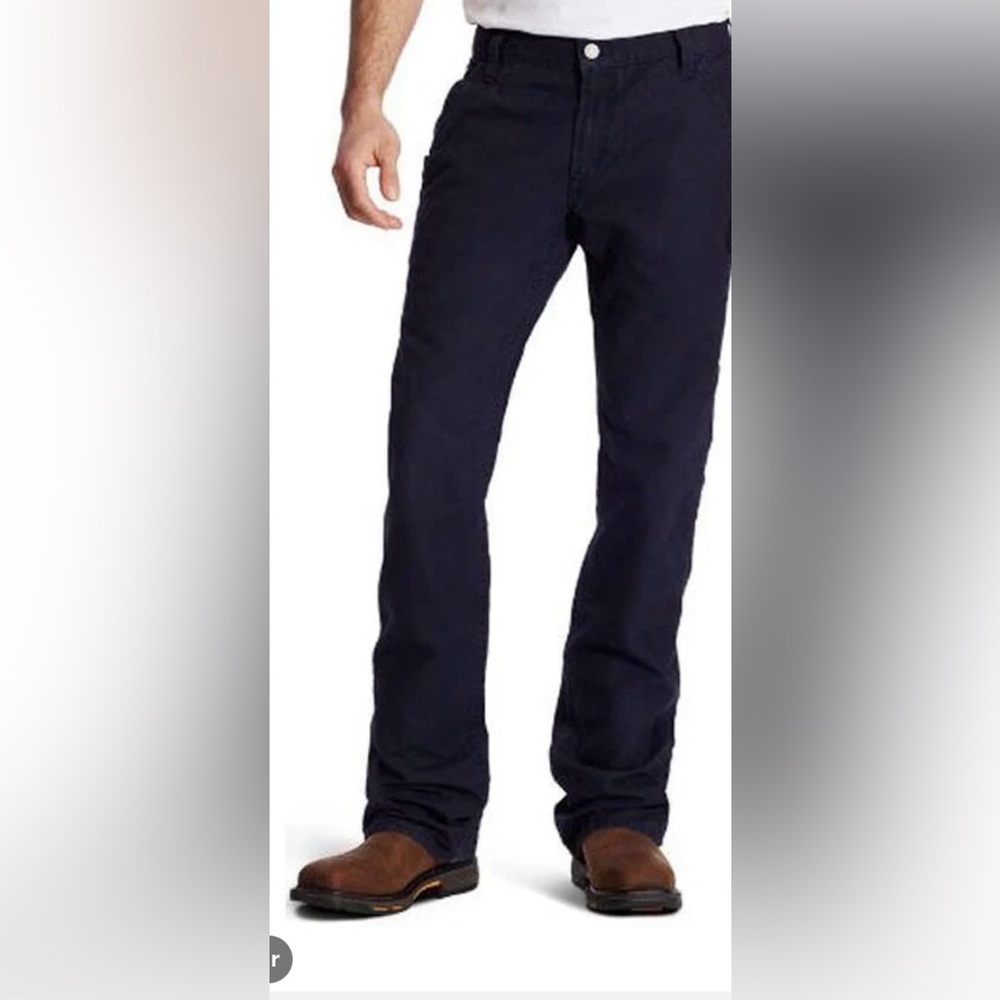 Ariat M4 Relaxed Bootcut Jeans in Dark Blue size 33X32
